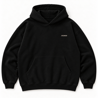 Schwarzer JURONOID Getting There Hoodie von vorne mit kleinem cremefarbenem Bruststick, Kapuze und Kängurutasche